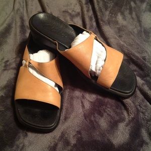 Clarks sandals, size 8 1/2, leather